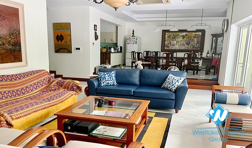 Good condition and fully furnished house for rent in Tay Ho District, Hanoi